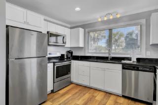 Seagrove 1A by Wild Dunes, Oceanfront Condo - Isle of Palms - 8