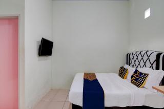 SPOT ON 92797 Awi Stay Syariah Near SIMPANG KAWASAN INDUSTRI WILMAR PELINTUNG - Dumai - 3