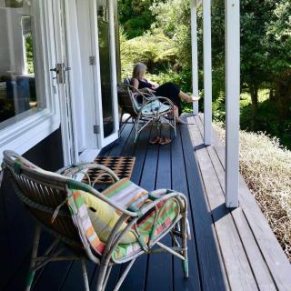 Rosies cottage hideaway in Stanmore Bay with lovely seaview - 2