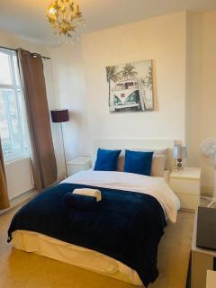The Riverside Haven - 1