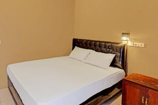 Capital O 92747 Ombak Cafe & Homestay - 2