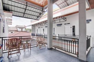 OYO 92806 Penginapan Geby Syariah - Pekanbaru - 0