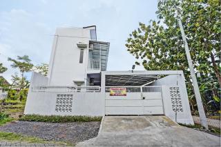 Hotel O Niza Guesthouse Syariah - 0