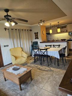 Casas Piriapolis, calle Eduardo Mondello - 5