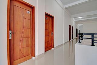 OYO 92909 Penginapan Sarinah SyariahNearRM Beringin Indah - - 4