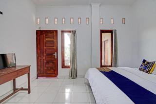 SPOT ON 92914 Meranti HomestayNearJembatan Siak - Pekanbaru - 5