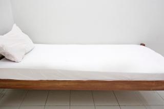 OYO Life 92925 Kost Bu Mala 2 Syariah - Pasuruan - 6