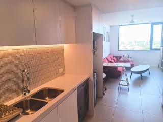 Top Floor Apartment in Maroochydore CBD - 3