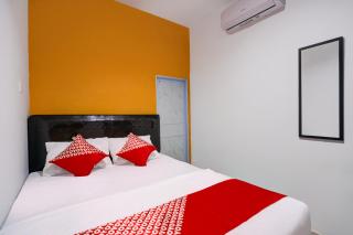 Super OYO Capital O 93076 Batam Backpacker Guesthouse 2 - Pembunuh - 7