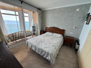 Nuria - 7