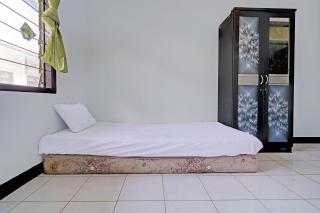 OYO Life 92901 Kost Bu Nur - Bandung - 7