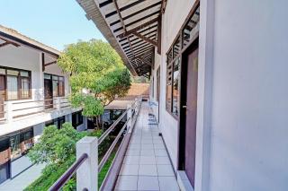 OYO Life 92901 Kost Bu Nur - Bandung - 0