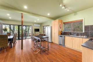 Red Gum Beach Retreat - 5