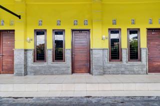 OYO Life 92841 Kos 88 - Negara - 9