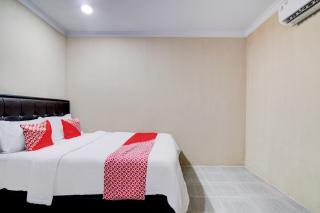 OYO 93087 Wisma Apel Syariah - Parit - 2