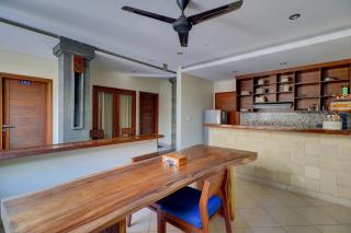 OYO Life 92852 Singgah Hotel Legian - Seminyak - 9