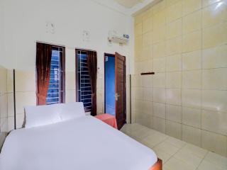 OYO Life 92841 Kos 88 - Negara - 2