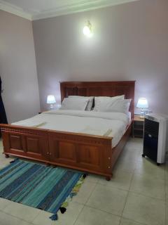 Biira Transit Residence Entebbe with free airport pickup - Entebbe - 3