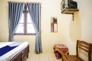 OYO 931O12 Tamara Homestay SyariahNearMasjid Raya Medan - Medan - 8