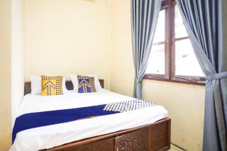 OYO 931O12 Tamara Homestay SyariahNearMasjid Raya Medan - Medan - 9