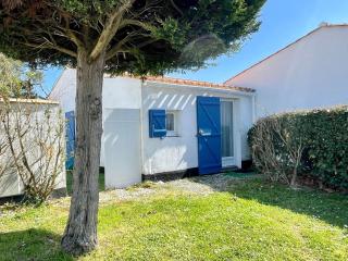 Maison T3 à 800 m de la plage avec piscine chauffée, tennis, Wi-Fi, patio clos et parking privatif - FR-1-231-300 - 9