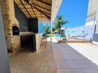 Casa com 3 suítes em Cabo Frio com piscina há poucos passos do Mar! - Cabo Frio - 3