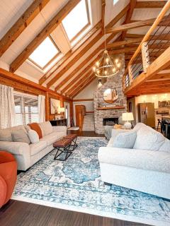 Cabin Sweet Cabin - - 0