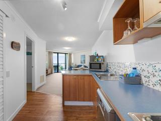Beachside Retreat in Urangans Mantra Resort - Urangan - 7