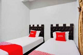 OYO 93071 Home Stay Kembar Syariah - Binjai - 1