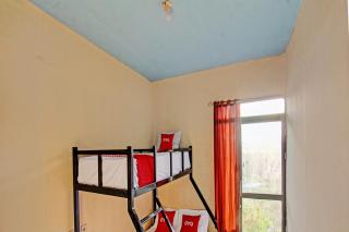 OYO 93121 Abi Bungalow & Hostel - Pawenang - 4