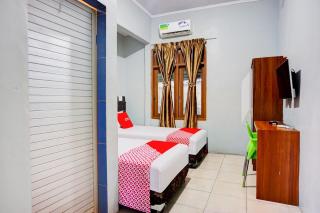 OYO 93071 Home Stay Kembar Syariah - Binjai - 2