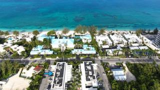 Modern 1BR Condo, 2 min walk to prime Seven Mile Beach, The Grove Unit 33 - Upper Land - 3