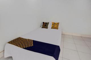 OYO Life 93153 Kos Jenggala - 4