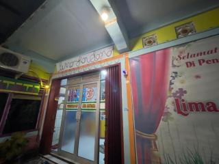OYO 93308 Lima Saudara Syariah - Painan - 7