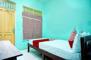 OYO 93298 Barito House - Pematangsiantar - 4