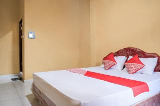 OYO 93332 Kharis Home Stay - Jayapura - 1