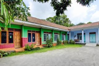 Hotel O Pondok Wisata Kurniawan 2NearWonogondang Camp ( Bumi Perkemahan Wonogondang ) - 0