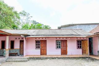 Hotel O Pondok Wisata Sekar KemuningNearWonogondang Camp ( Bumi Perkemahan Wonogondang ) - 0
