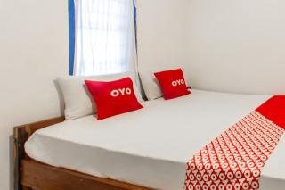 OYO 93359 Kawi Homestay - Praya - 3