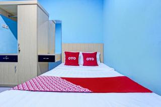 OYO 93209 Guest House Cemara 3 - Tegal - 6