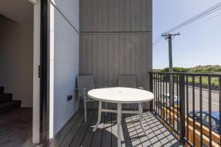 Brand new 2 bed ocean view! - Christchurch - 7