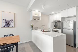Breathtaking Views, King Bed, Pool & Best Location - Brisbane - 4