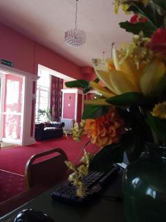 OYO The Southcliff Hotel - Folkestone - 6