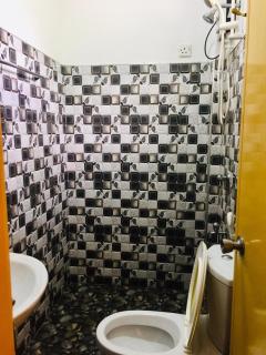 Parakum Rest Rooms - Polonnaruwa - 9