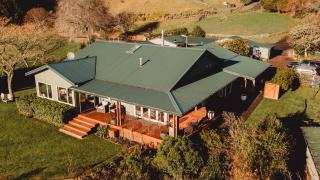 Paradise Valley Lodge - Exclusive Lodge - Tarukenga - 6
