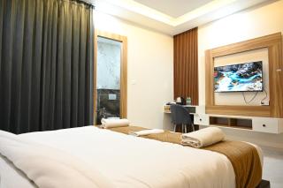 The Janki Hotel - 1