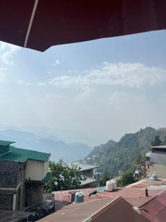 Moonwind Single Bedroom with attached Kitchenette - Mussoorie - 2