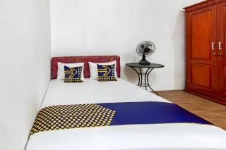 SPOT ON 93519 Kebun Manis Homestay Near Lapangan Bola Volly Batu Kumbung - Lembuak - 8