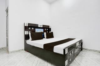 Hotel O Rajeshwari Guest House - Varanasi - 9