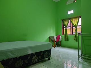 OYO 93411 Syariah Hotel Tomborang - 1